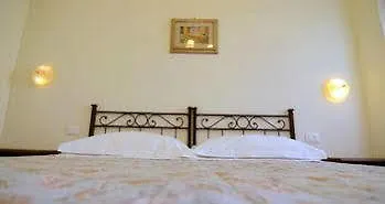 *** Guest house Cimabue 9 Hotel Florence Italy